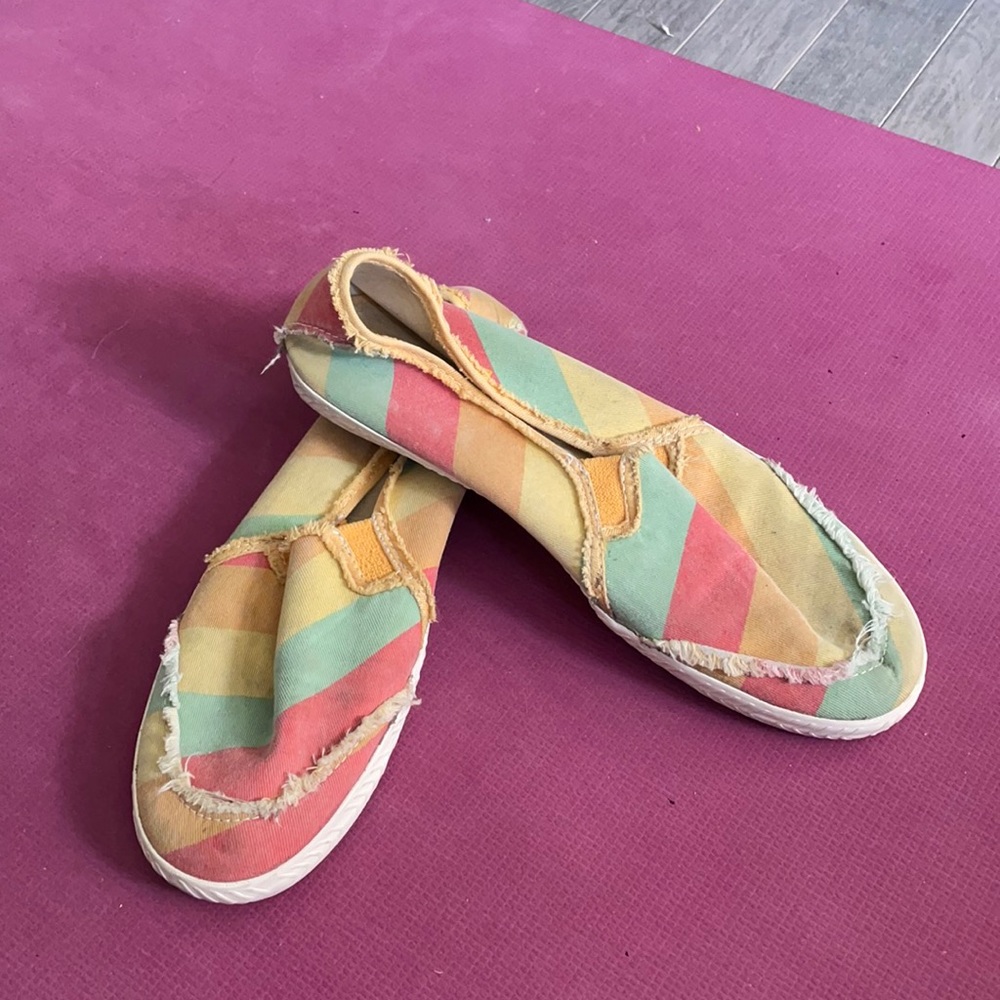 Rainbow Keds